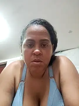 Karenmtroconiz online show from December 18, 2:33 pm