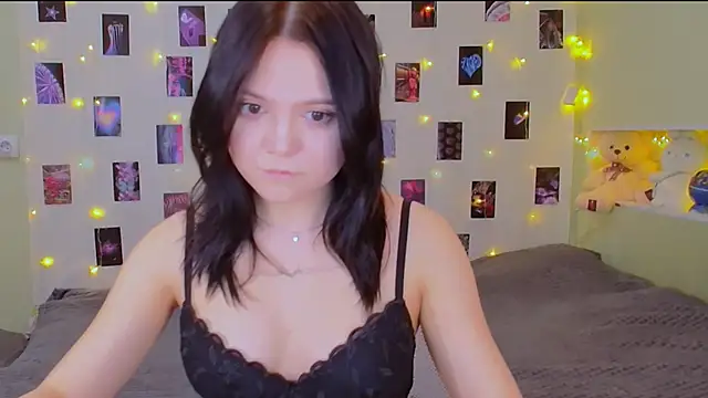 Emma Blaze online show from November 4, 5:23 am