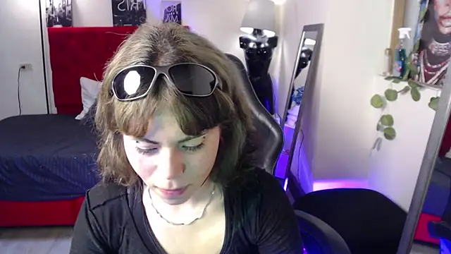 Insomniia  online show from October 22, 6:35 pm