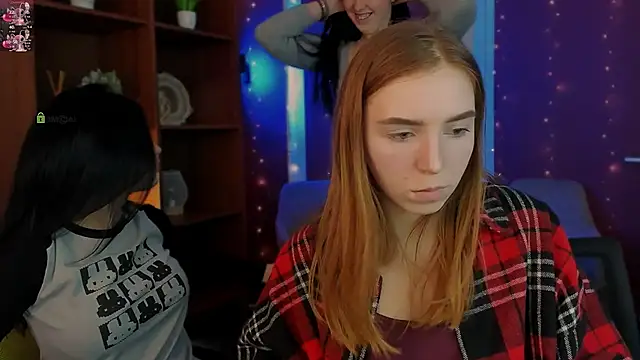 miki ti online show from February 4, 1:58 pm