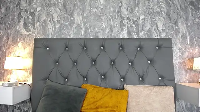 EuphoriaSavage online show from November 5, 12:32 pm