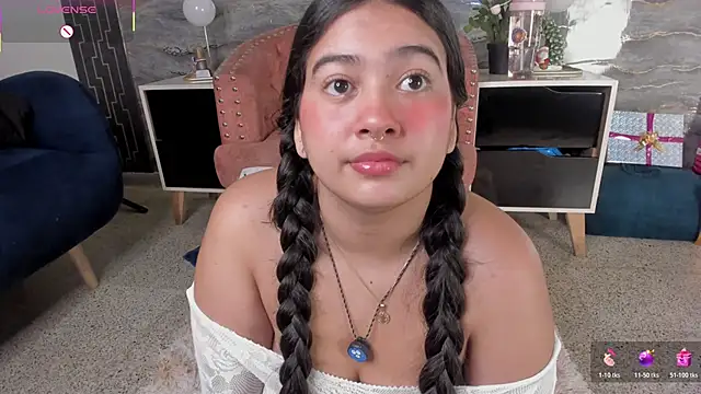 lilithst  online show from December 20, 9:19 pm