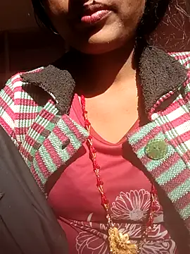 Hot Lilly02 online show from December 3, 9:44 am