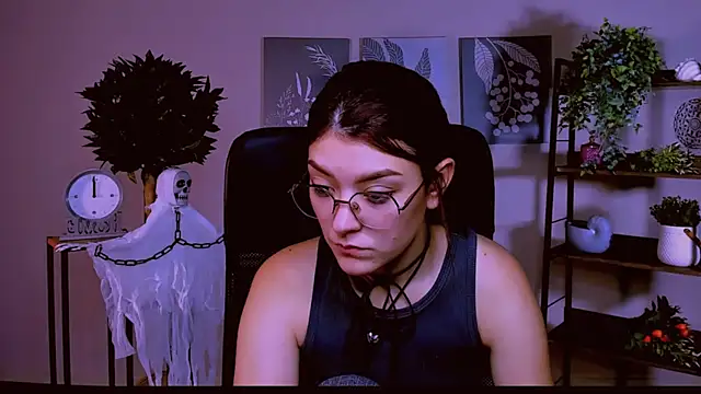 AnaSteisher online show from October 21, 1:37 pm