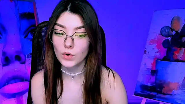 AnaSteisher online show from February 13, 4:19 pm