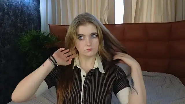 NightSaffron online show from November 26, 7:31 am