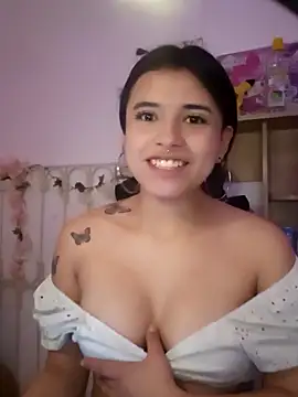 petite coral online show from February 20, 1:48 am