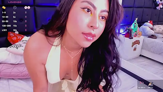 TamaraLeen online show from December 16, 10:48 pm