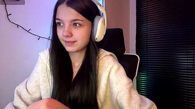 HanaMantanaDell online show from March 2, 4:35 pm