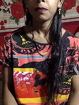 Itz Aisha   online show from November 22, 7:00 am