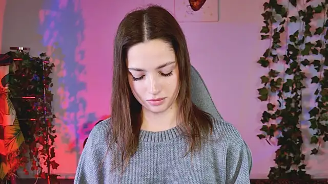 KiraVair online show from February 28, 12:59 pm