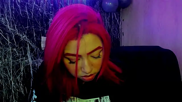 sweetcherryyy  online show from November 6, 3:45 am