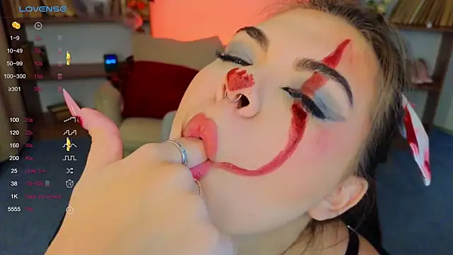 Miss Delia online show from October 27, 11:43 pm