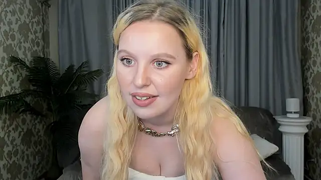 KyleyJacksone online show from October 31, 7:29 pm