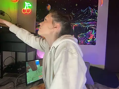 Thedeepwebcutie online show from March 22, 4:29 am