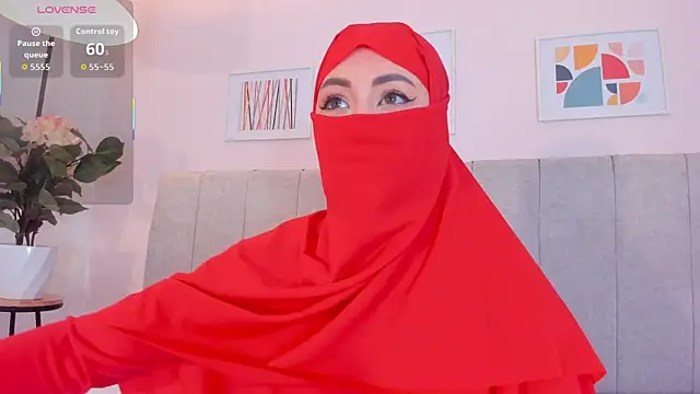 fatiima  online show from February 16, 7:03 pm