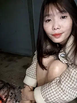 Fish yellow online show from November 19, 1:00 pm