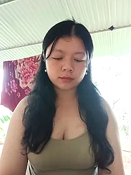 lisa-bae00 online show from April 17, 4:03 am