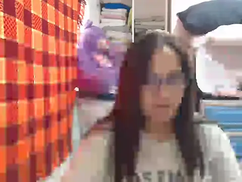 Kinkybela2025 online show from November 25, 12:35 am