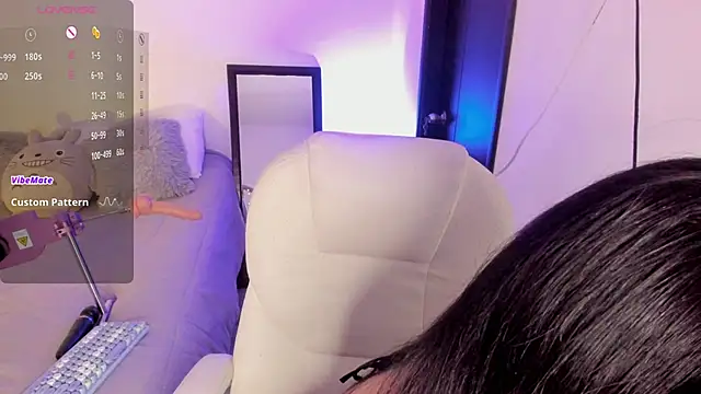 summersunset online show from November 24, 1:40 am