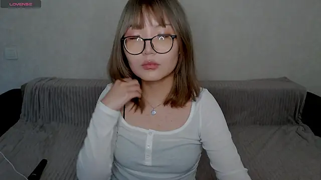 im erica online show from November 13, 2:32 am