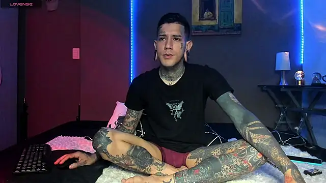 cleoo jhonny online show from March 19, 12:59 am