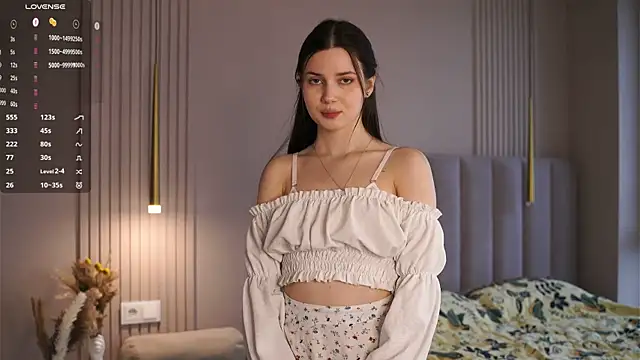 LonnaSkar online show from November 22, 8:28 am