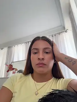 Talia Bonet online show from May 7, 3:05 pm