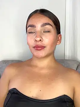 Talia Bonet online show from October 22, 3:28 pm