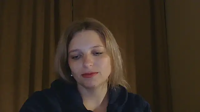 ElisSky301 online show from May 2, 7:39 pm