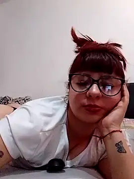 Tizi 04 online show from December 18, 3:06 pm