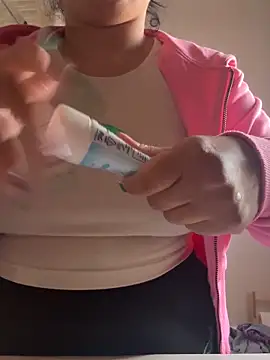 gatitalocahot online show from February 27, 12:38 pm