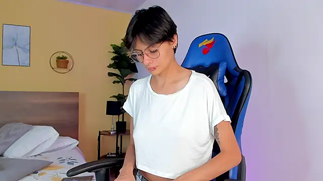 MartinnaGrecco online show from November 16, 9:15 pm