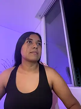 aly nicols online show from November 18, 6:03 am