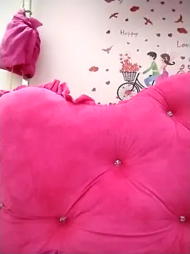 Emili68 online show from January 13, 10:52 am