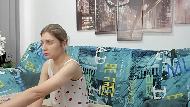 Tenderly Sophie online show from December 4, 1:19 am