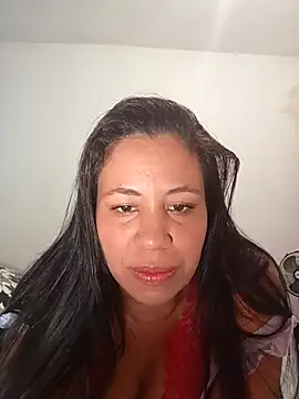 LeilaTaylor online show from October 25, 3:30 pm