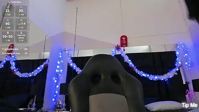 EmmadaSilva online show from December 19, 7:06 pm