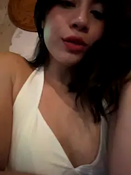 Snapshot of LisaMartinez34 chatting on October 24, 1:23 am LisaMartinez34 online show from October 24, 1:23 am