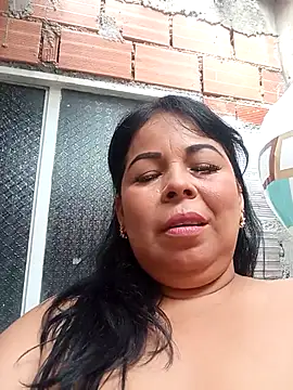 mother2-divorced online show from January 12, 7:30 pm