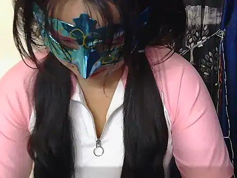 crazy witch online show from November 9, 7:10 pm