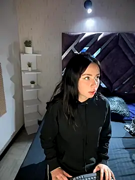 Nexxus Pink online show from November 2, 2:15 am