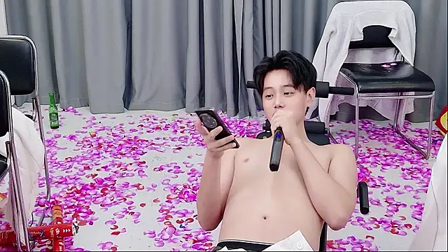 QYBOYS-001 online show from November 16, 1:55 pm