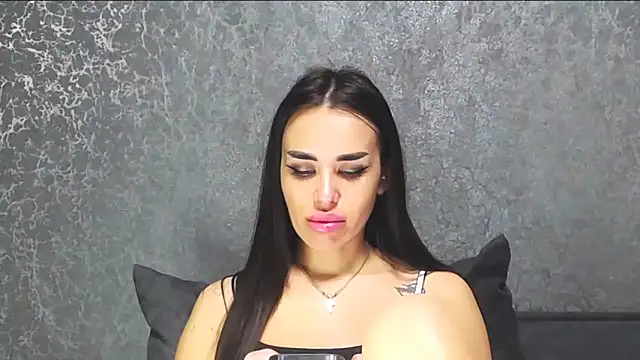 velvetveyraX online show from April 21, 12:12 pm