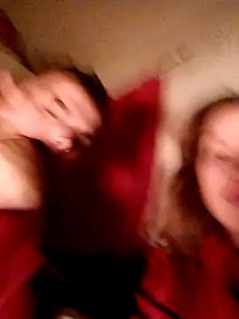 dulcessecretos online show from November 25, 9:48 pm