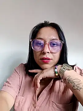 Caroline-17 online show from December 3, 6:54 pm