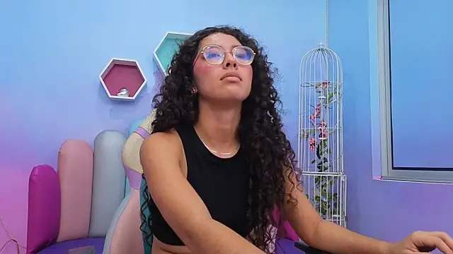 Sasha-Monroe online show from November 4, 4:28 am