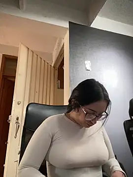 Kloe Novoa online show from February 11, 1:34 pm