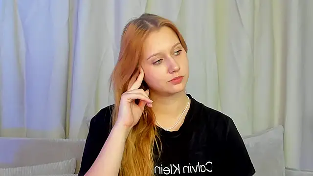 Charil Wilson online show from November 8, 5:23 am