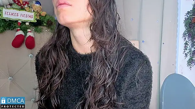 eva delight  online show from December 5, 11:11 am